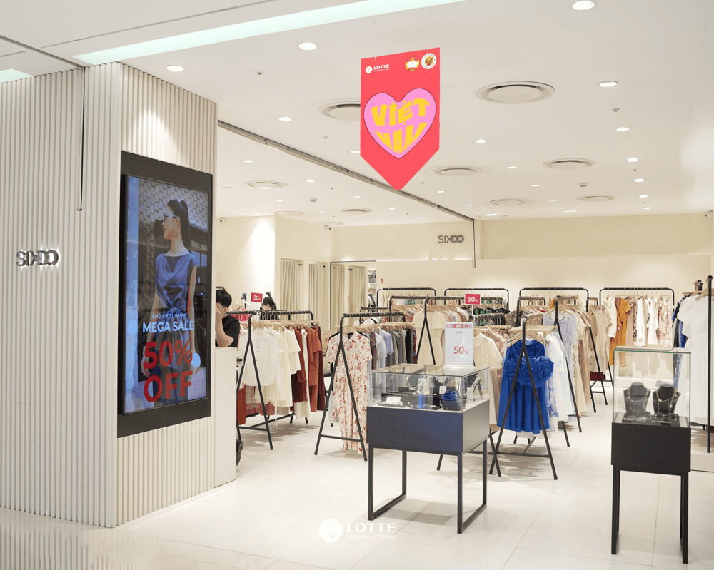 Explore the world of fashion at Lotte Center Hanoi with the newest and most stylish designs (Source: LOTTE Department Store Vietnam)